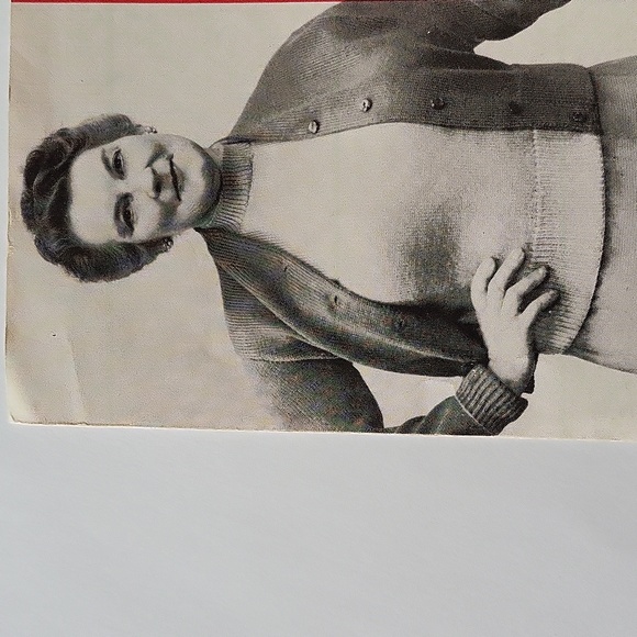 Knitmaster Twin Set Pattern For The Larger Woman - Picture 5 of 10